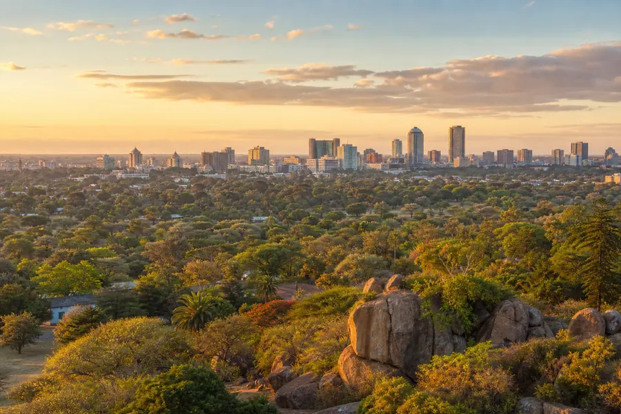 Illustration photographique : une vue éditoriale de Harare, Zimbabwe. Illustration éditoriale, scène imaginaire.