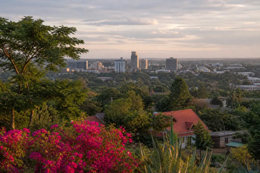 Illustration photographique : une vue éditoriale de Lilongwe, Malawi. Illustration éditoriale, scène imaginaire.