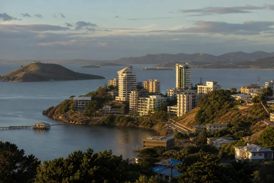Illustration photographique : une vue éditoriale de Port Moresby, Papouasie-Nouvelle-Guinée. Illustration éditoriale, scène imaginaire.