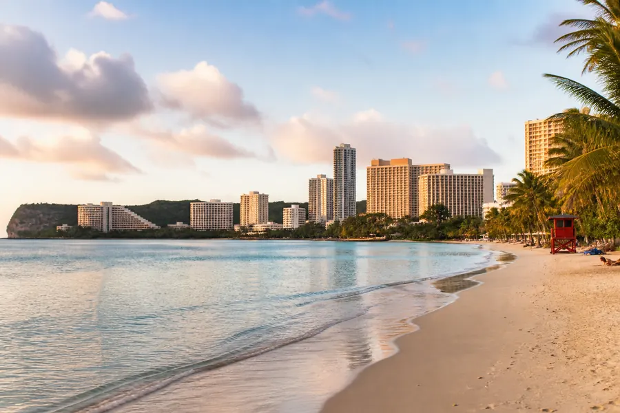 Illustration photographique : une vue éditoriale de Tumon, Guam. Illustration éditoriale, scène imaginaire.